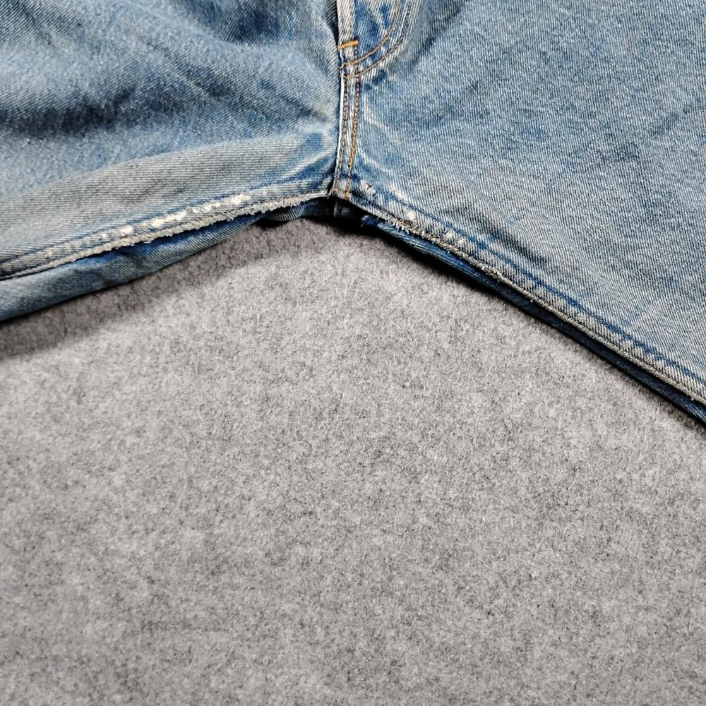 Vintage 90s Levi's 501-0000 Men 38x30 Light Wash Button Fly Made in USA Jeans